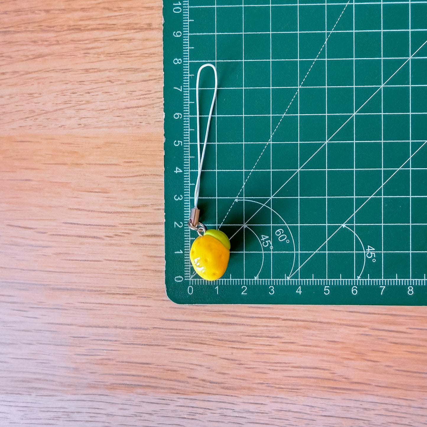 lemon ⊹ phone charm