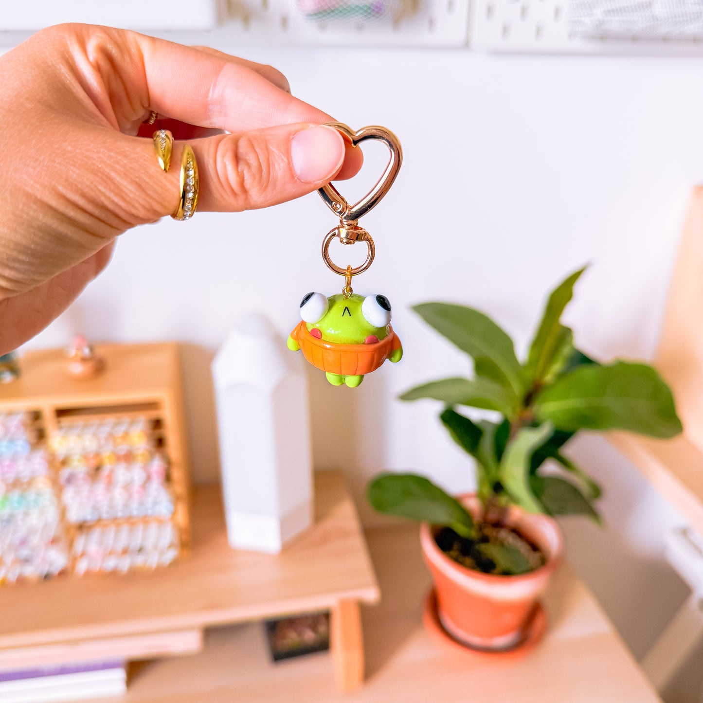 moody frog ⊹ keychain