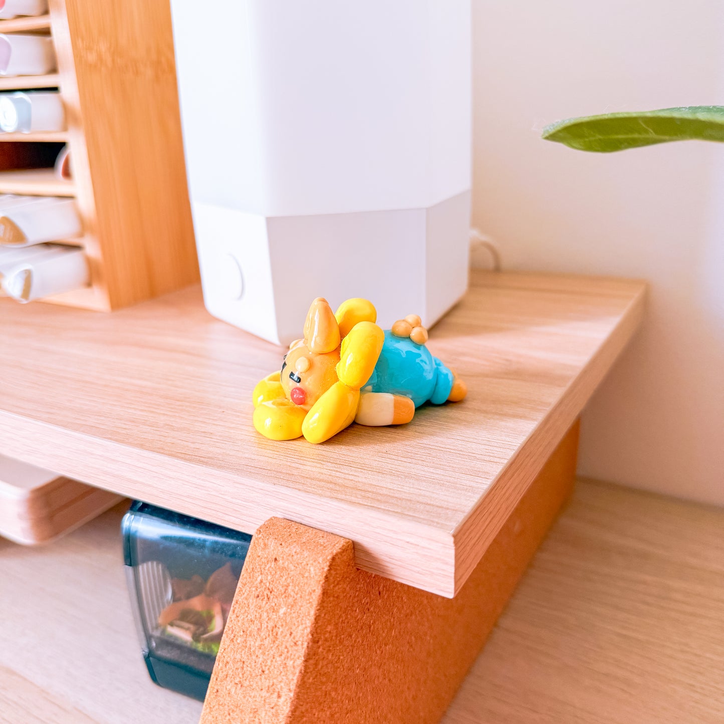 sleepy bunny ⊹ desk friend